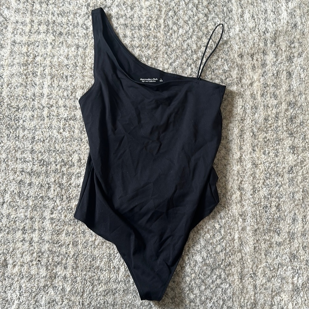 Black one should bodysuit